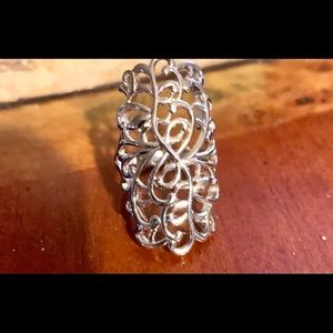 Beautiful ring platinum plated over copper, very attractive.